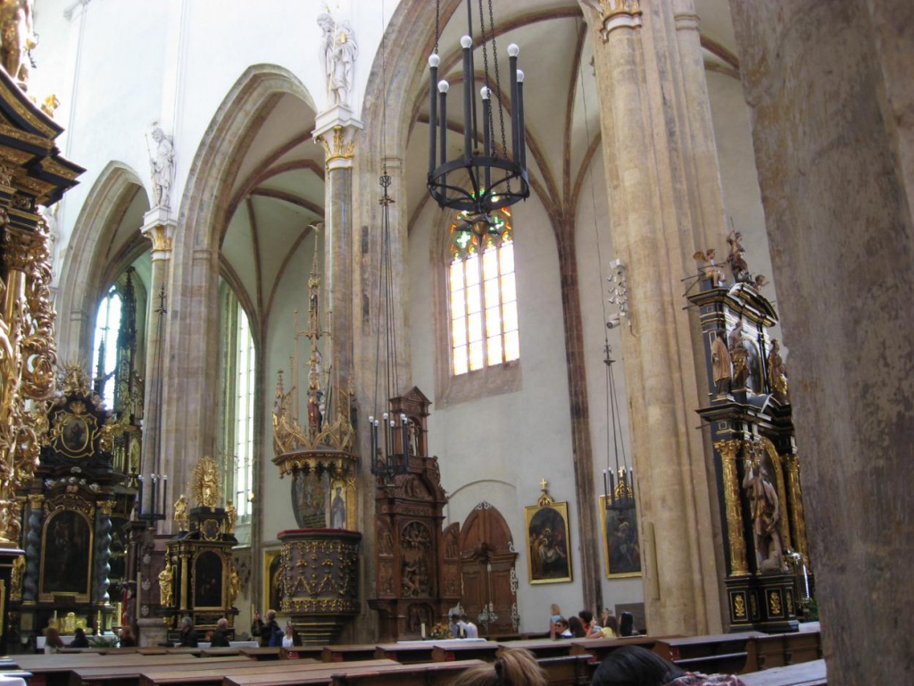 8 Tyn church in Old Town of Prague concerts.JPG