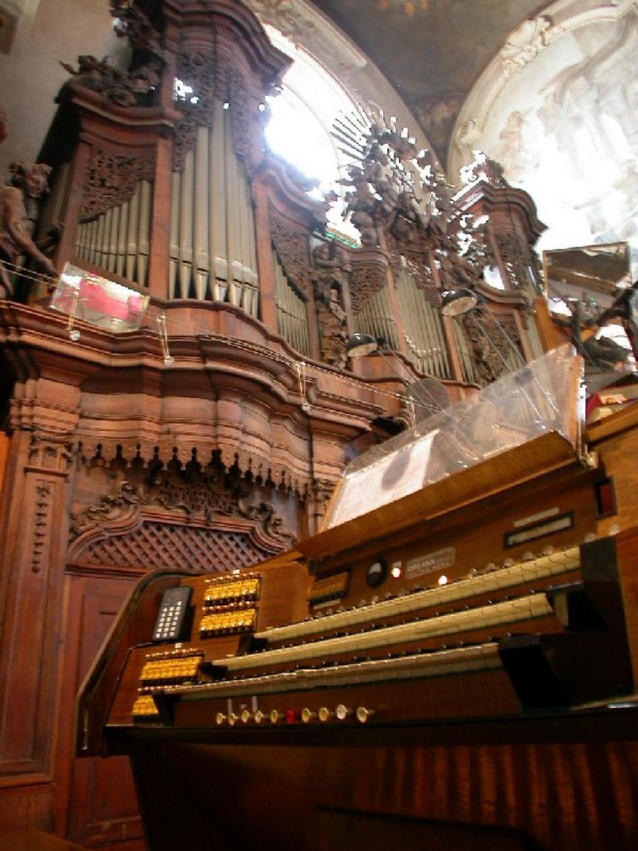 3 Saint Giles church Old Town of Prague concerts B
