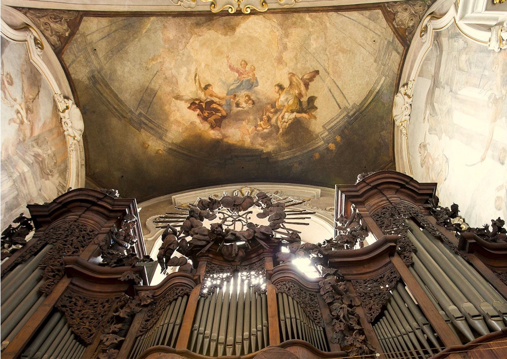 6 Vivaldi Four Seasons in Old Prague St. Giles Bel